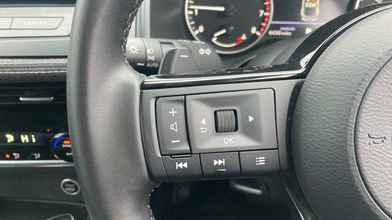 Nissan Qashqai 1.3 DiG-T MH 158 Acenta Premium 5dr Xtronic Petrol Hatchback